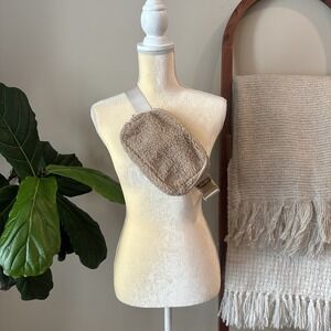 New Boule‎ Belt Bag Crossbody Womens Brown Gold Hardware